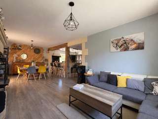 Vente maison 8 pièces