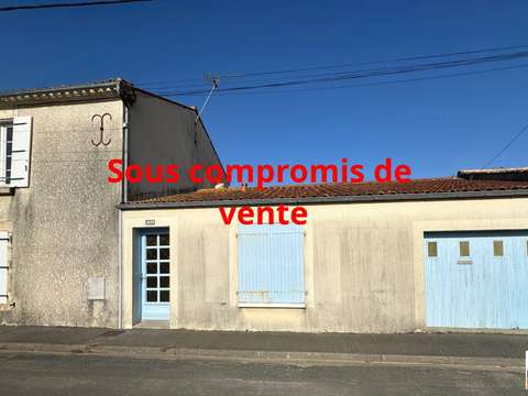 Vente maison 4 pièces Marans 17