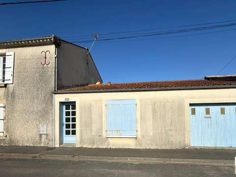 Vente maison 4 pièces Marans 17