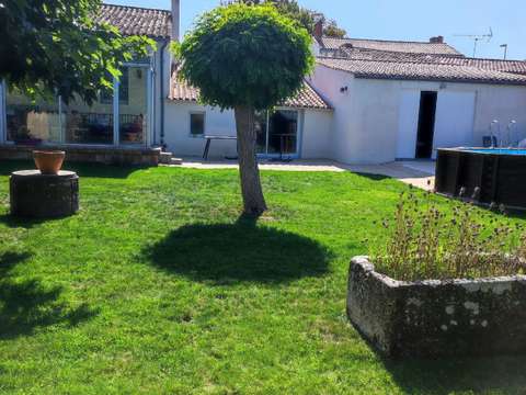 Vente maison 5 pièces Marans 17