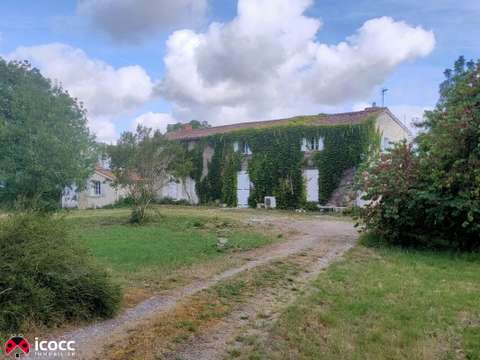 Vente maison 12 pièces Marans 17