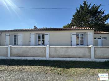 Vente maison 4 pièces Marans 17