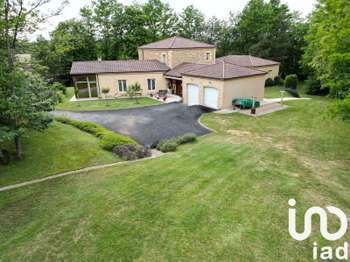 Vente maison 10 pièces Marcillac-Saint-Quentin 24