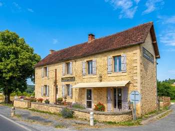 Vente maison 10 pièces Marcillac-Saint-Quentin 24
