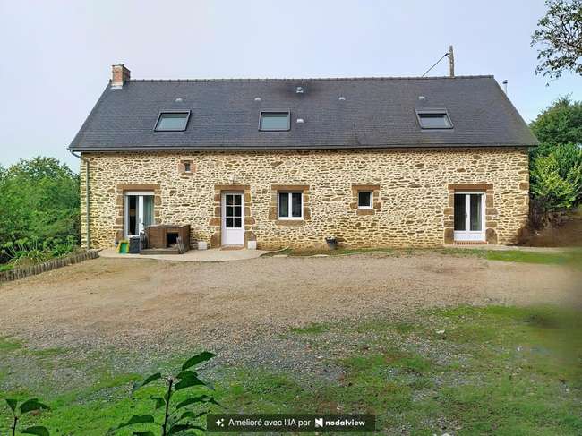 Maison 6 pièces 143 m² · à Marcillé-la-Ville · 143 m² · 264 500 €