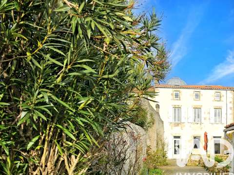 Vente maison 8 pièces Marennes 17