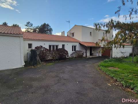 Vente maison 13 pièces
