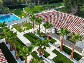 Maison 5 pièces 360 m² · à Marseille 11e · 360 m² · 2 190 000 €