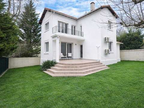Vente maison 5 pièces Marseille 12e 13