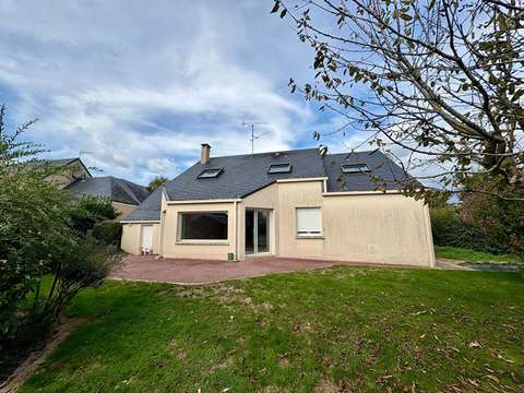 Vente maison 8 pièces Martigné-sur-Mayenne 53