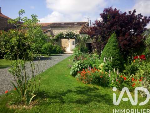 Vente maison 6 pièces Matha 17