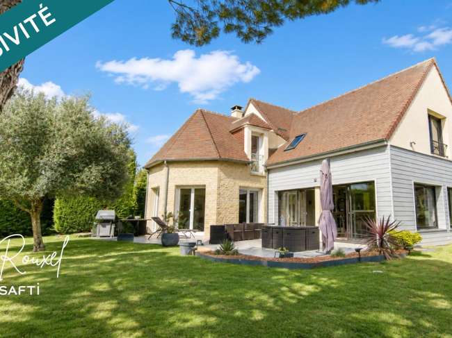 Maison 9 pièces 275 m² · à Mathieu · 275 m² · 750 000 €