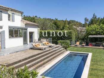 Maison 7 pièces 215 m² · à Maussane-les-Alpilles · 215 m² · 1 795 000 €