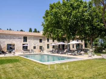 Maison 8 pièces 450 m² · à Maussane-les-Alpilles · 450 m² · 2 660 000 €