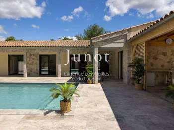 Maison 6 pièces 158 m² · à Maussane-les-Alpilles · 158 m² · 1 060 000 €