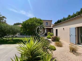 Maison 6 pièces 209 m² · à Maussane-les-Alpilles · 209 m² · 1 790 000 €