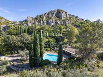 Maison 7 pièces 220 m² · à Maussane-les-Alpilles · 220 m² · 2 250 000 €