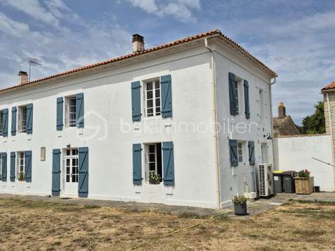 Vente maison 7 pièces Mauzé-sur-le-Mignon 79