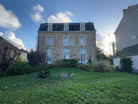 Vente maison 8 pièces Mayenne 53