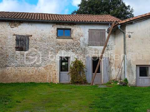 Vente maison 5 pièces Melle 79