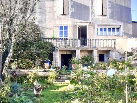 Vente maison 7 pièces Melle 79