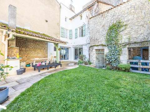 Vente maison 7 pièces Melle 79