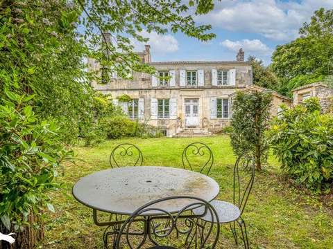 Vente maison 12 pièces Melle 79