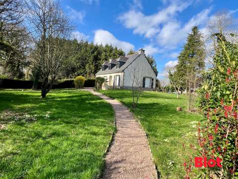 Vente maison 6 pièces Ménéac 56