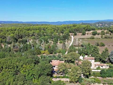 Vente maison 15 pièces Ménerbes 84