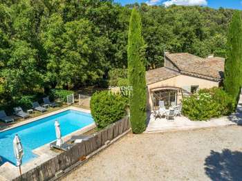 Vente maison 5 pièces Ménerbes 84