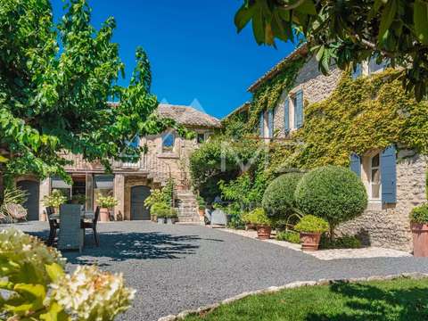 Vente maison 13 pièces Ménerbes 84
