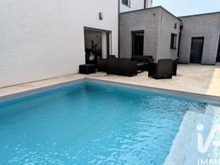 Vente maison 8 pièces