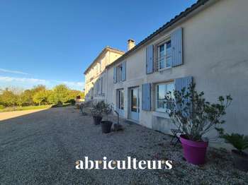 Vente Maison 8 chambresMérignac