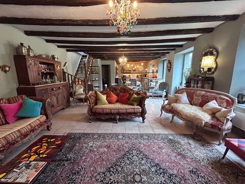 Vente maison 5 pièces Mérillac 22