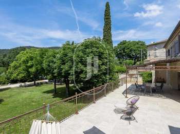 Vente maison 13 pièces Mérindol-les-Oliviers 26