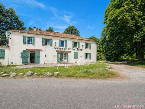 Vente maison 13 pièces Mervent 85