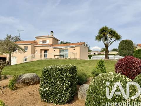 Vente maison 5 pièces Mervent 85