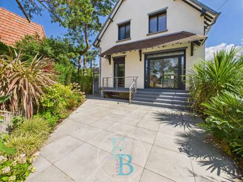 Vente maison 9 pièces