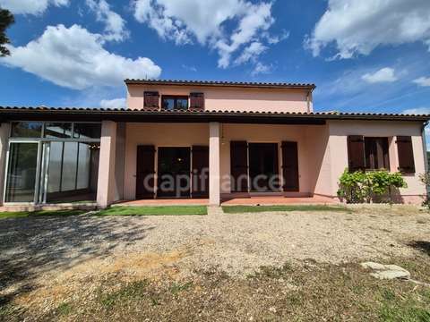 Vente maison 5 pièces Meschers-sur-Gironde 17