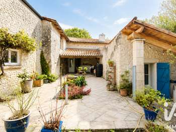 Vente maison 5 pièces Meschers-sur-Gironde 17
