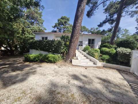 Vente maison 4 pièces Meschers-sur-Gironde 17