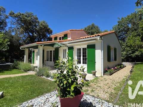 Vente maison 5 pièces Meschers-sur-Gironde 17