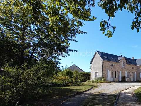 Vente maison 8 pièces Meslay-du-Maine 53