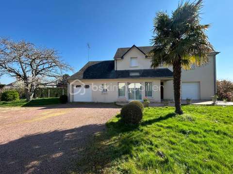 Vente maison 8 pièces Meslay-du-Maine 53