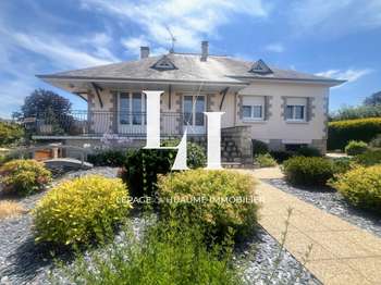 Vente maison 6 pièces Meslay-du-Maine 53