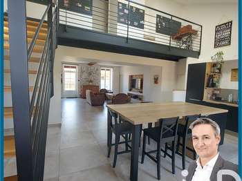 Vente maison 10 pièces Mesnard-la-Barotière 85