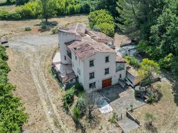 Vente Maison 7 chambresMeyrargues