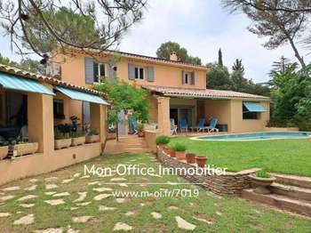 Vente Maison 5 chambresMeyreuil