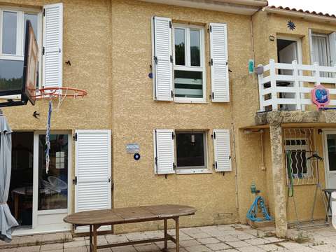 Vente maison 6 pièces Mèze 34