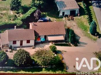 Maison 6 pièces 120 m² · à Mialet · 120 m² · 150 000 €